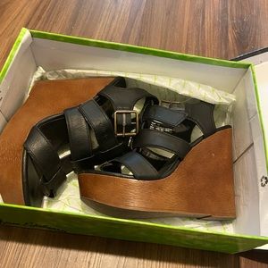 Black Steve Madden Wedges